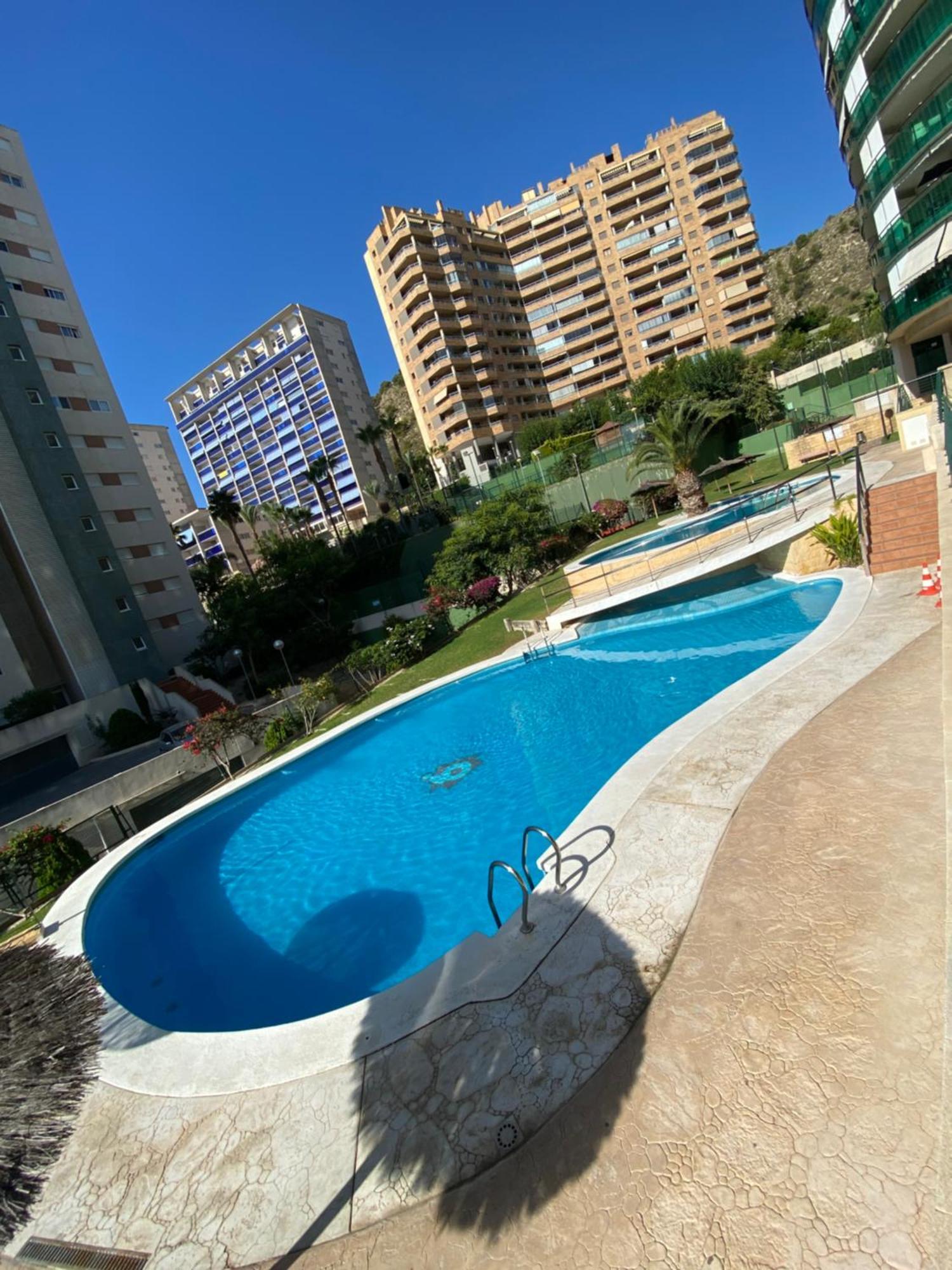 Apartamento Benidorm Con Piscina En La Playa Cala de Finestrat Dış mekan fotoğraf